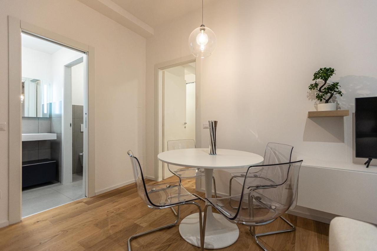 Province Apartment-Rental In Рим Екстер'єр фото