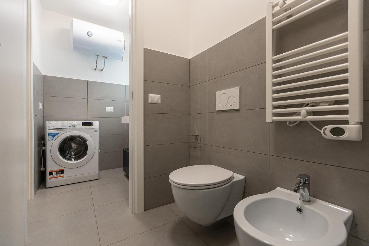 Province Apartment-Rental In Рим Екстер'єр фото